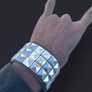 Gothic PU leather spike Studded Bracelet - Y2K Punk Black Faux Leather bracelet